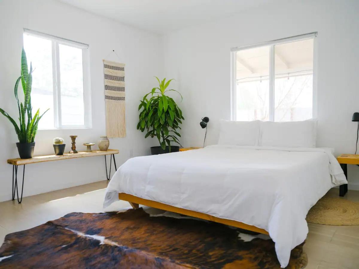 The Zen - Outdoor Shower, Gas Fireplace, Walkable To Shops & Restaurants Joshua Tree Exterior foto