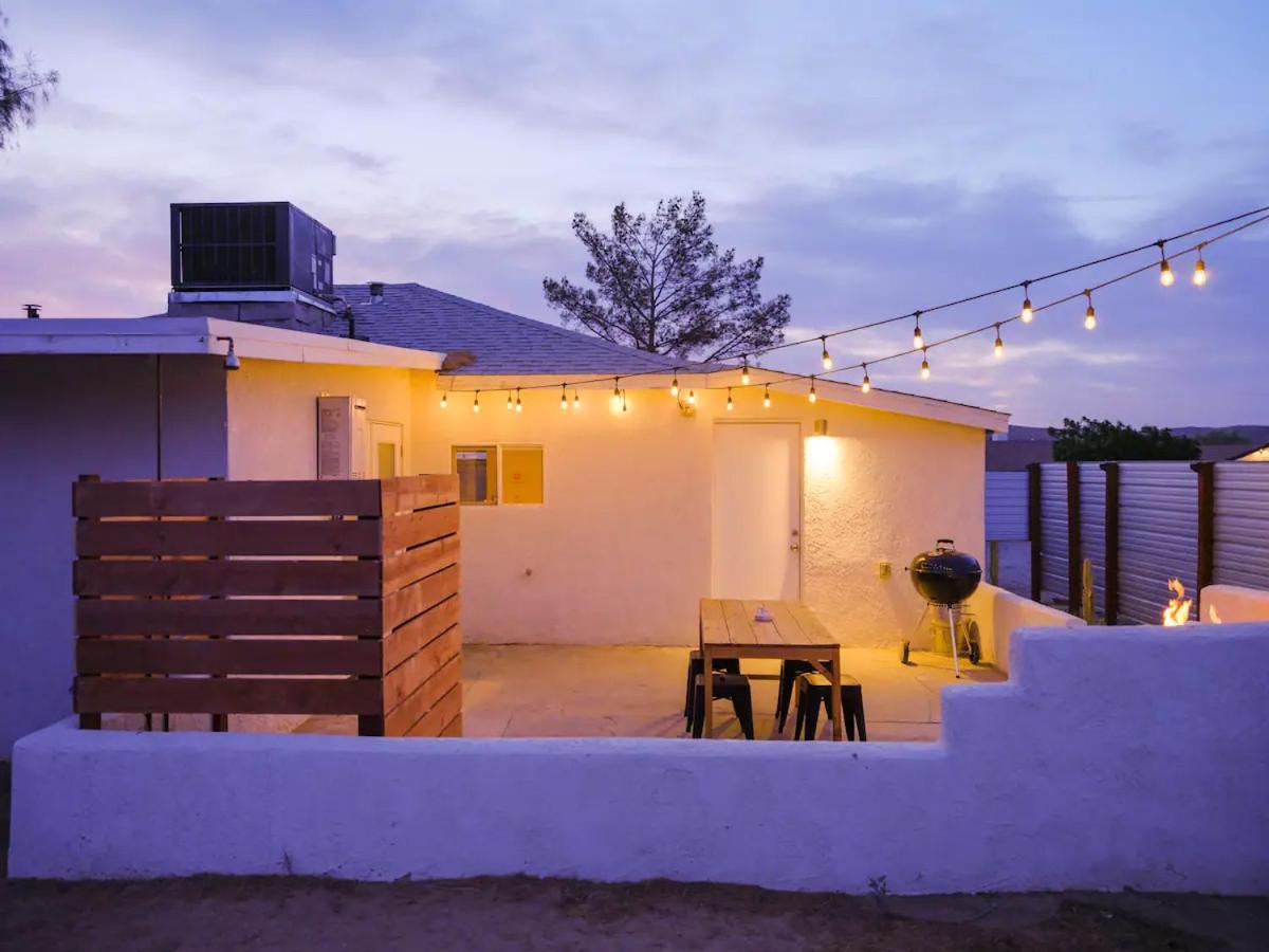 The Zen - Outdoor Shower, Gas Fireplace, Walkable To Shops & Restaurants Joshua Tree Exterior foto