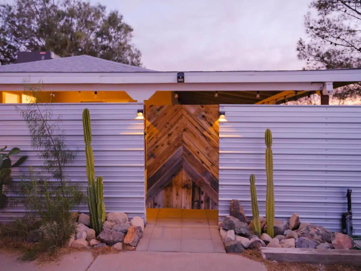 The Zen - Outdoor Shower, Gas Fireplace, Walkable To Shops & Restaurants Joshua Tree Exterior foto